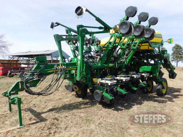 2012 John Deere 1790_1.jpg